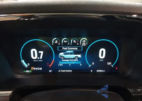 2023 Ford F-150 Lariat z USA, uszkodzony, nr VIN 1FTEW1EP0PFA93027